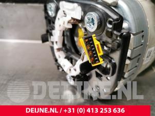 Volvo XC90 Left airbag (steering wheel) O137375 photo 3