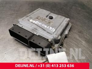 Mercedes Sprinter Computer Motormanagement O137458 foto 2