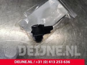 Gebruikte Sensor PDC Mercedes Vito Tourer (447.7) 2.0 119 CDI 16V Prijs € 24,20 Inclusief btw aangeboden door van Deijne Onderdelen Uden B.V.