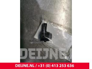 Gebruikte Sensor PDC Mercedes Vito Tourer (447.7) 2.0 119 CDI 16V Prijs € 24,20 Inclusief btw aangeboden door van Deijne Onderdelen Uden B.V.