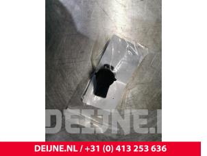 Gebruikte Sensor PDC Mercedes Vito Tourer (447.7) 2.0 119 CDI 16V Prijs € 24,20 Inclusief btw aangeboden door van Deijne Onderdelen Uden B.V.
