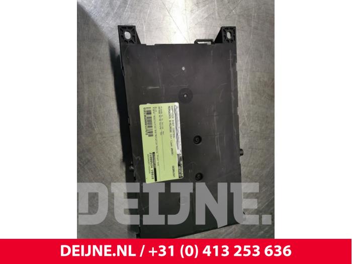 Mercedes B-Klasse Steuergerät Body Control O137572