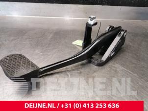 Mercedes B-Klasse Bremspedal O137573 foto 2