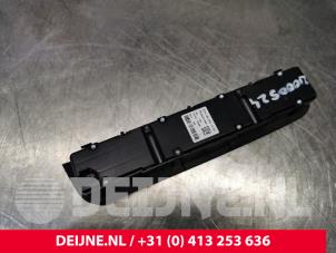 Mercedes B-Klasse Panikbeleuchtung Schalter O137606 foto 2