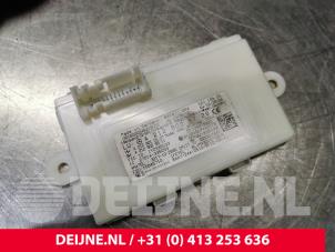 Mercedes B-Klasse Module keyless vehicle O137673 foto 2