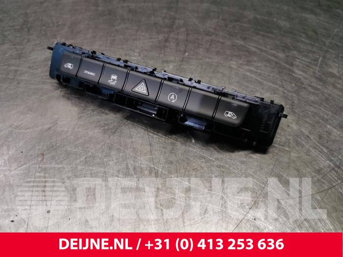 Mercedes Vito Panikbeleuchtung Schalter O137853