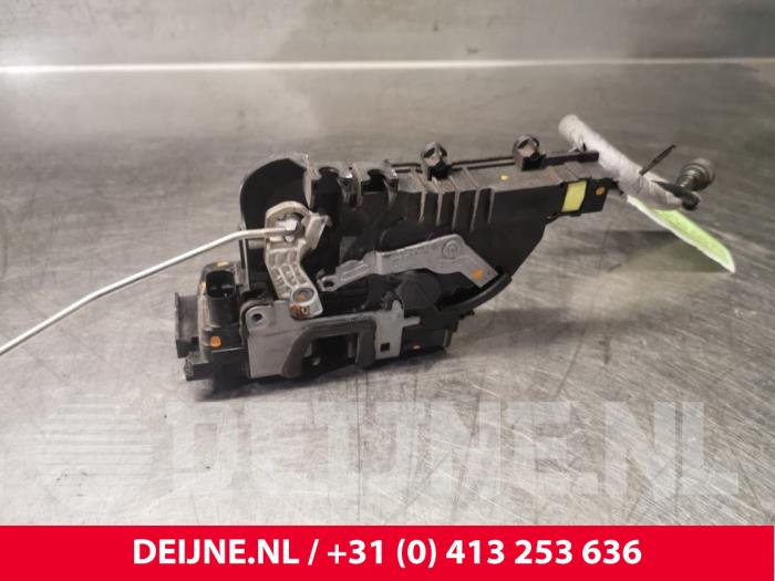 Mercedes Vito Door lock mechanism 2-door, left O137993