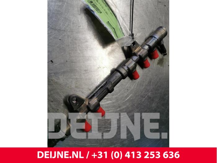 Fiat Punto Fuel injector nozzle O138018