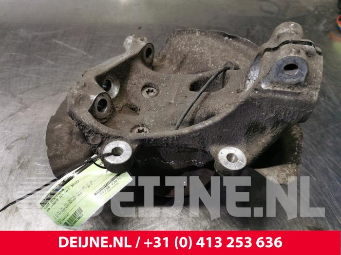 BMW 1-Serie Achsschenkel rechts vorne O138022