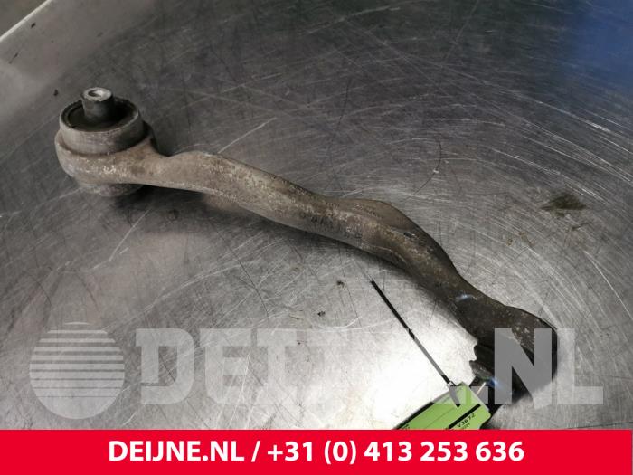 BMW 1-Serie Querlenker unten rechts vorne O138062