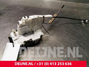 Mercedes Sprinter Deurslot Mechaniek 2Deurs rechts O138077 foto 2