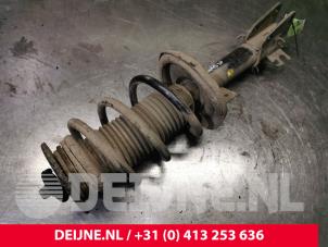 Renault Master Stoßdämpferstrebe links vorne O138220 foto 3