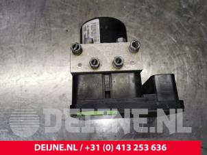 Gebruikte ABS Pomp Ford Mondeo Prijs € 40,00 Margeregeling aangeboden door van Deijne Onderdelen Uden B.V.