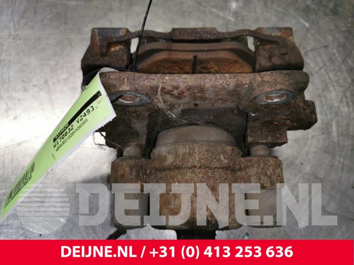 BMW 1-Serie Rear brake calliper, right O138233