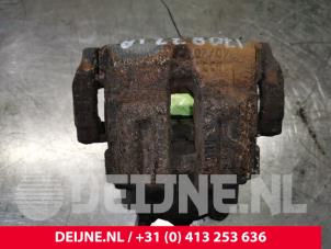 BMW 1-Serie Rear brake calliper, left O138234 photo 4