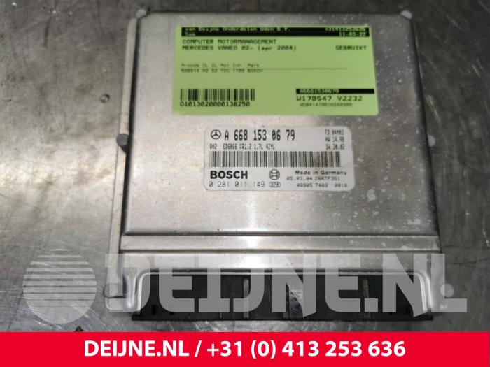 Mercedes Vaneo Engine management computer O138250