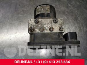 Mercedes C-Klasse ABS Pomp O138263 foto 4