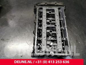 Ford Transit Cylinder head O138285 photo 2