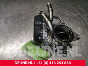 Volkswagen Golf Gasklephuis O138306 foto 4