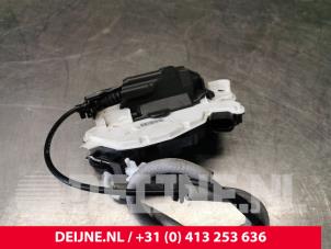 Volkswagen Transporter Deurslot Mechaniek 2Deurs rechts O138330 foto 2