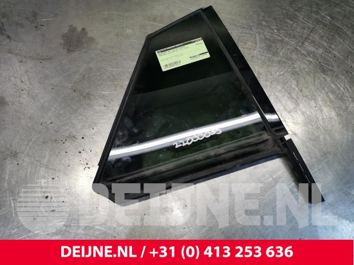 Mercedes GLE Driehoeks Ruit rechts-achter O138352