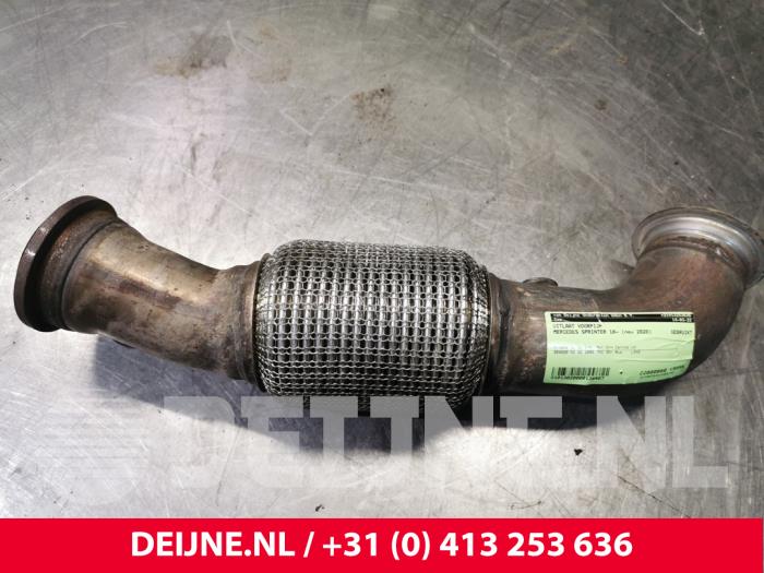 Mercedes Sprinter Auspuff Hauptrohr O138407