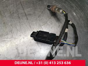 Volkswagen Transporter Nox sensor O138492 foto 3