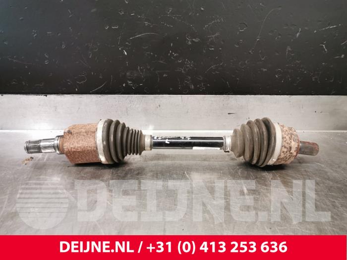 Gebruikte Steekas links-voor Volvo V40 (MV) 2.0 T2 16V Prijs € 70,00 Margeregeling aangeboden door van Deijne Onderdelen Uden B.V.