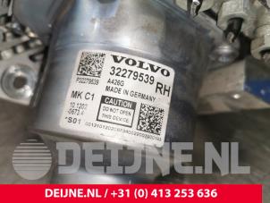 Volvo XC60 ABS Pomp O138776 foto 3