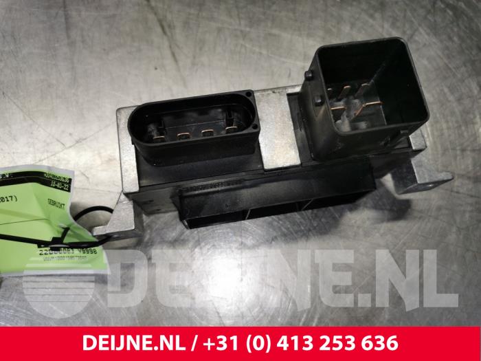 Nissan NV400 Glow plug relay O138854