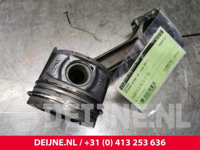 Nissan NV200 Piston O138899