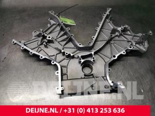 Gebruikte Distributiedeksel Porsche Cayenne (9PA) 4.5 S V8 32V Prijs € 95,00 Margeregeling aangeboden door van Deijne Onderdelen Uden B.V.