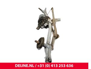 Peugeot Partner Wiper motor + mechanism O138938 photo 3