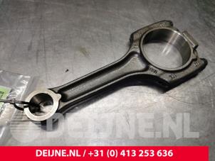 Porsche Cayenne Pleuelstange O138945 foto 2