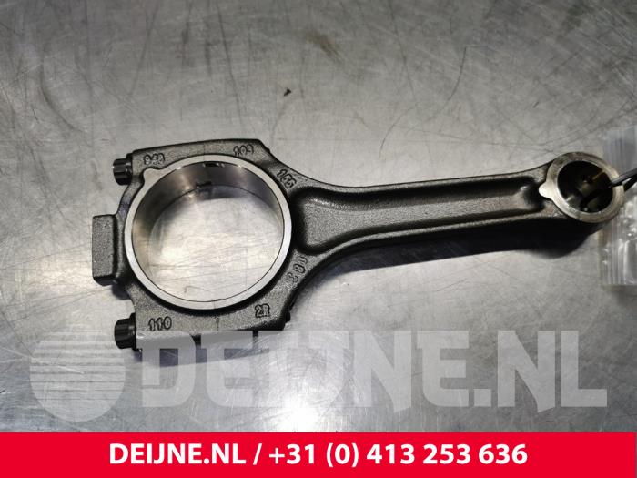 Porsche Cayenne Pleuelstange O138946