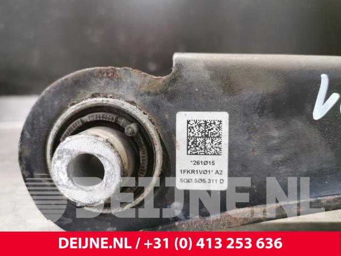Volkswagen Golf Rear spring retainer, left O139000