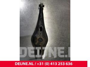 Volkswagen Golf Veerschotel links-achter O139000 foto 2