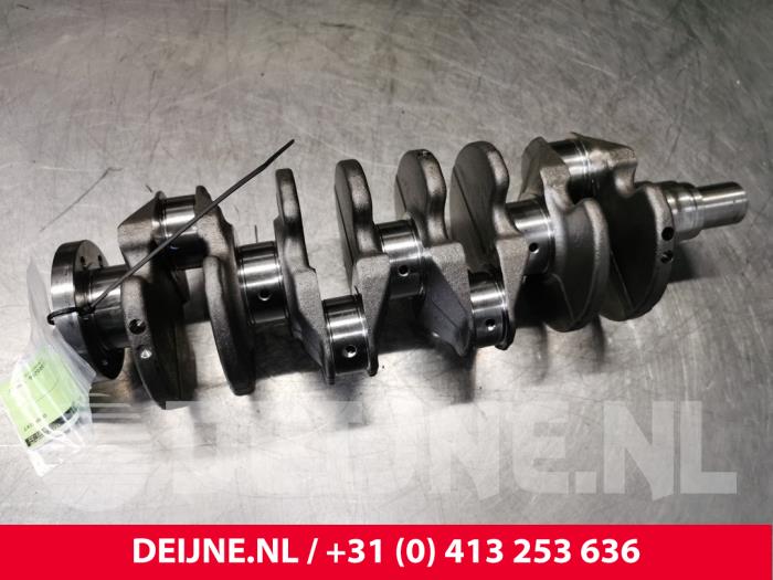Gebruikte Krukas Volvo V40 (MV) 1.6 D2 Prijs € 200,00 Margeregeling aangeboden door van Deijne Onderdelen Uden B.V.