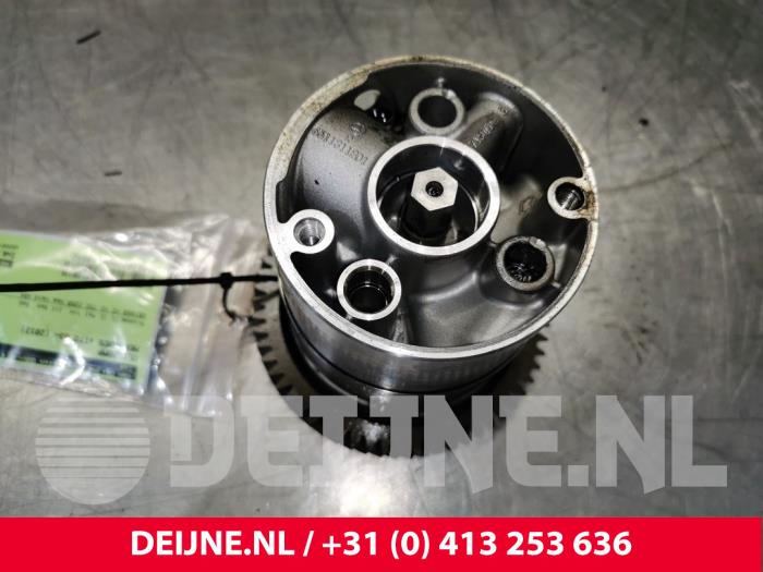 Oliepomp Mercedes Vito (Gebruikt)