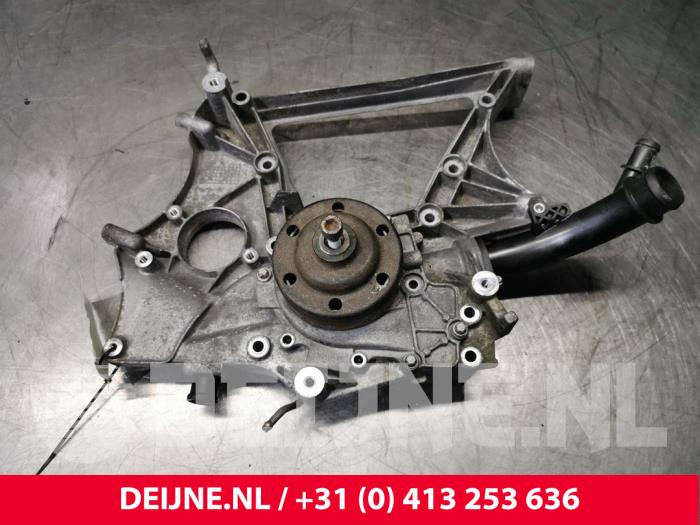 Gebruikte Dynamosteun boven Mercedes Vito (639.6) 2.2 110 CDI 16V Euro 5 Prijs € 48,40 Inclusief btw aangeboden door van Deijne Onderdelen Uden B.V.