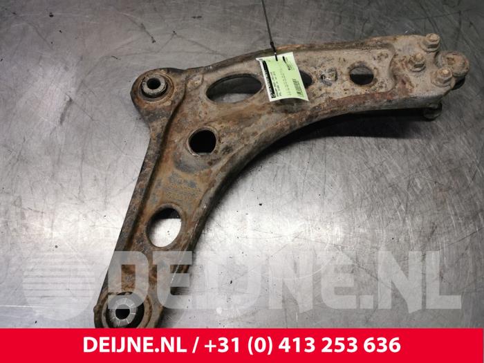 Opel Vivaro Querlenker unten links vorne O139244