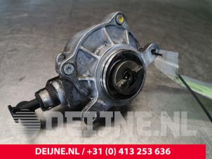 Gebruikte Videpomp (Diesel) Opel Vivaro 2.5 CDTI DPF Prijs € 60,50 Inclusief btw aangeboden door van Deijne Onderdelen Uden B.V.