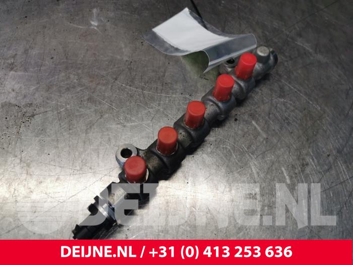Opel Vivaro Einspritzdüse (Einspritzer) O139589