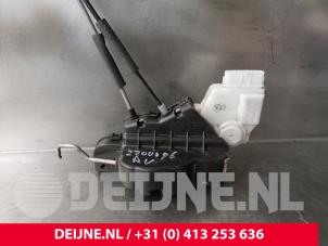 Hyundai H300 Deurslot Mechaniek 2Deurs rechts O139629 foto 2