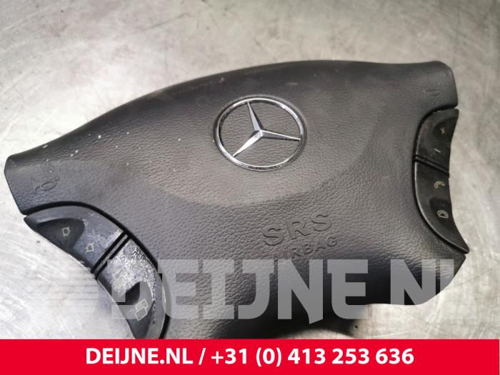 Mercedes Viano Left airbag (steering wheel) O139653