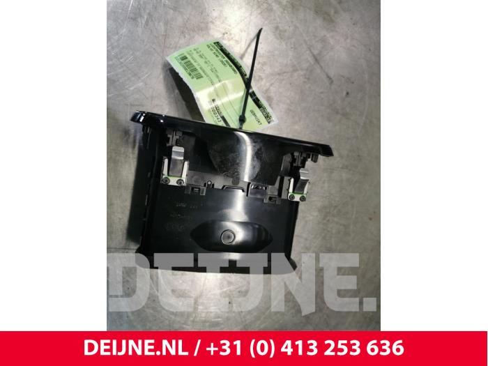 Volvo XC40 Luchtrooster Dashboard O139678