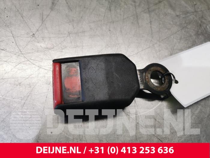 Mercedes Vito Veiligheidsgordel Insteek links-voor O139750