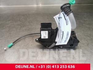 Volvo V60 Door lock mechanism 4-door, front left O139777 photo 3