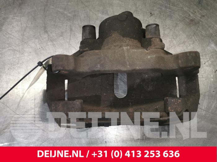 Volkswagen Caddy Bremszange rechts vorne O139866