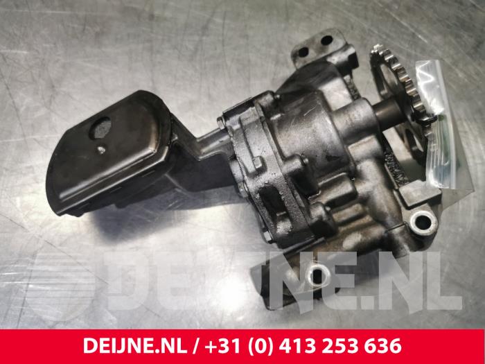Peugeot Expert Oil pump O139900